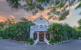 Hotel Royal Orchid Metropole Mysore 4*